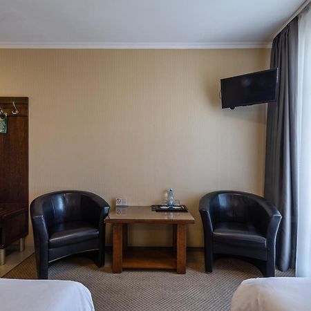 Hotel Kamelot Tarnopol Zewnętrze zdjęcie