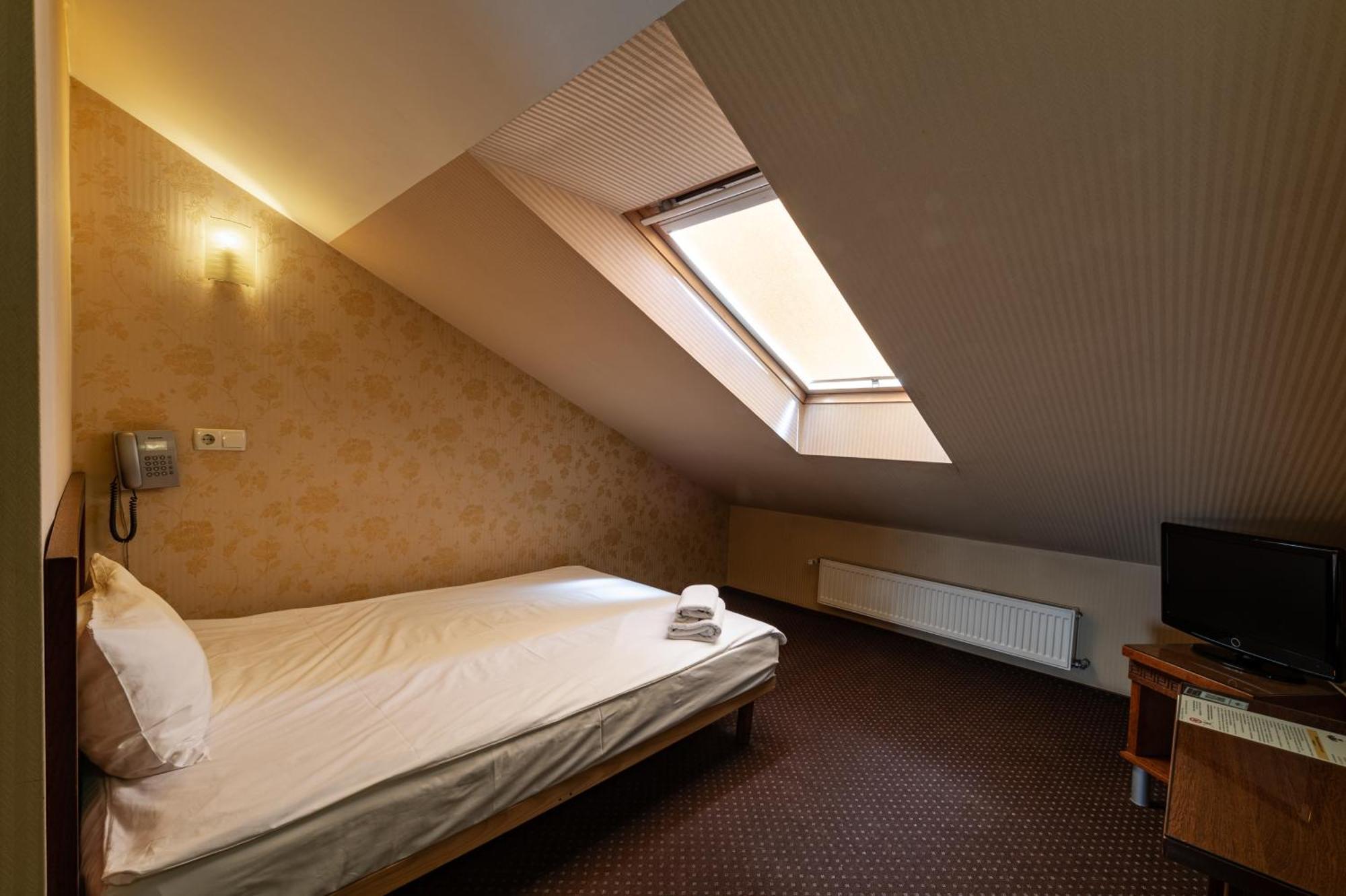 Hotel Kamelot Tarnopol Zewnętrze zdjęcie
