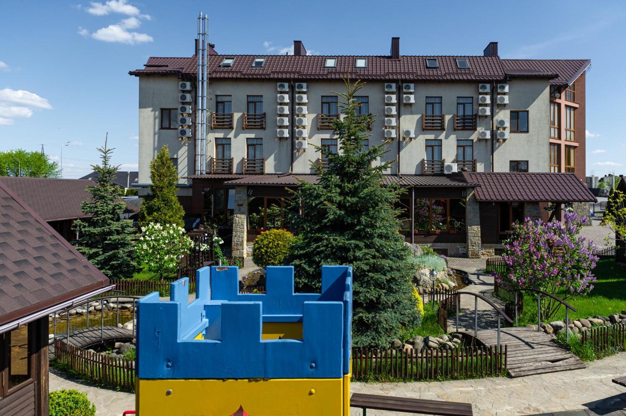 Hotel Kamelot Tarnopol Zewnętrze zdjęcie